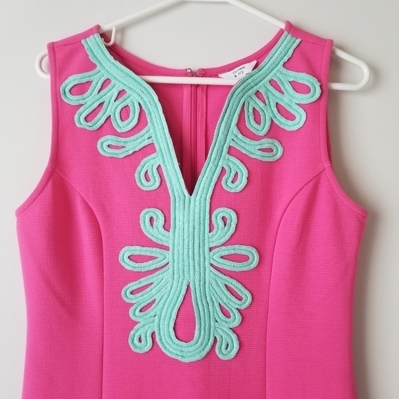 Crown & Ivy Hot Pink and Teal Embroidered V Neck Sleeveless Shift Dress Size S - Picture 10 of 10